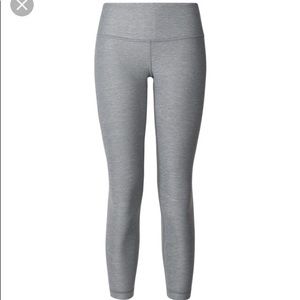 Lululemon wunder under III Heathered Slate Gray